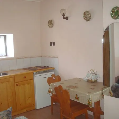 Appartamento Varoskut Apartman