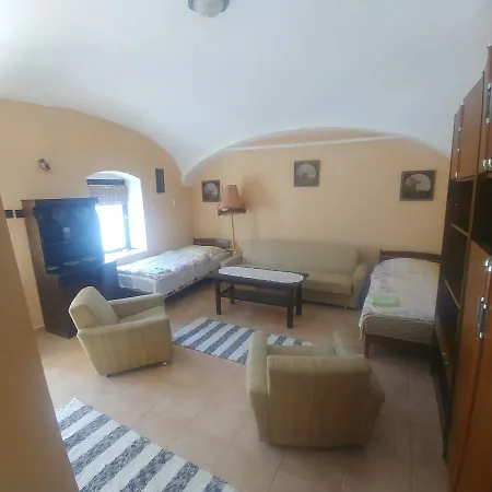 Appartamento Varoskut Apartman